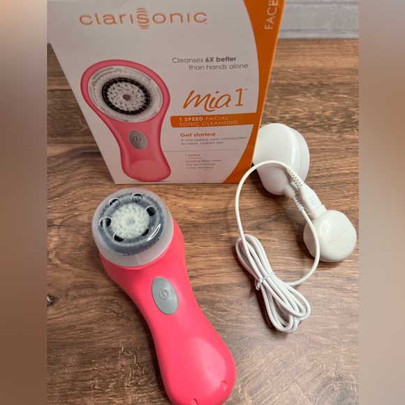Clarisonic Mia 1 Neon Pink Face Scrubber - Picture 2 of 2